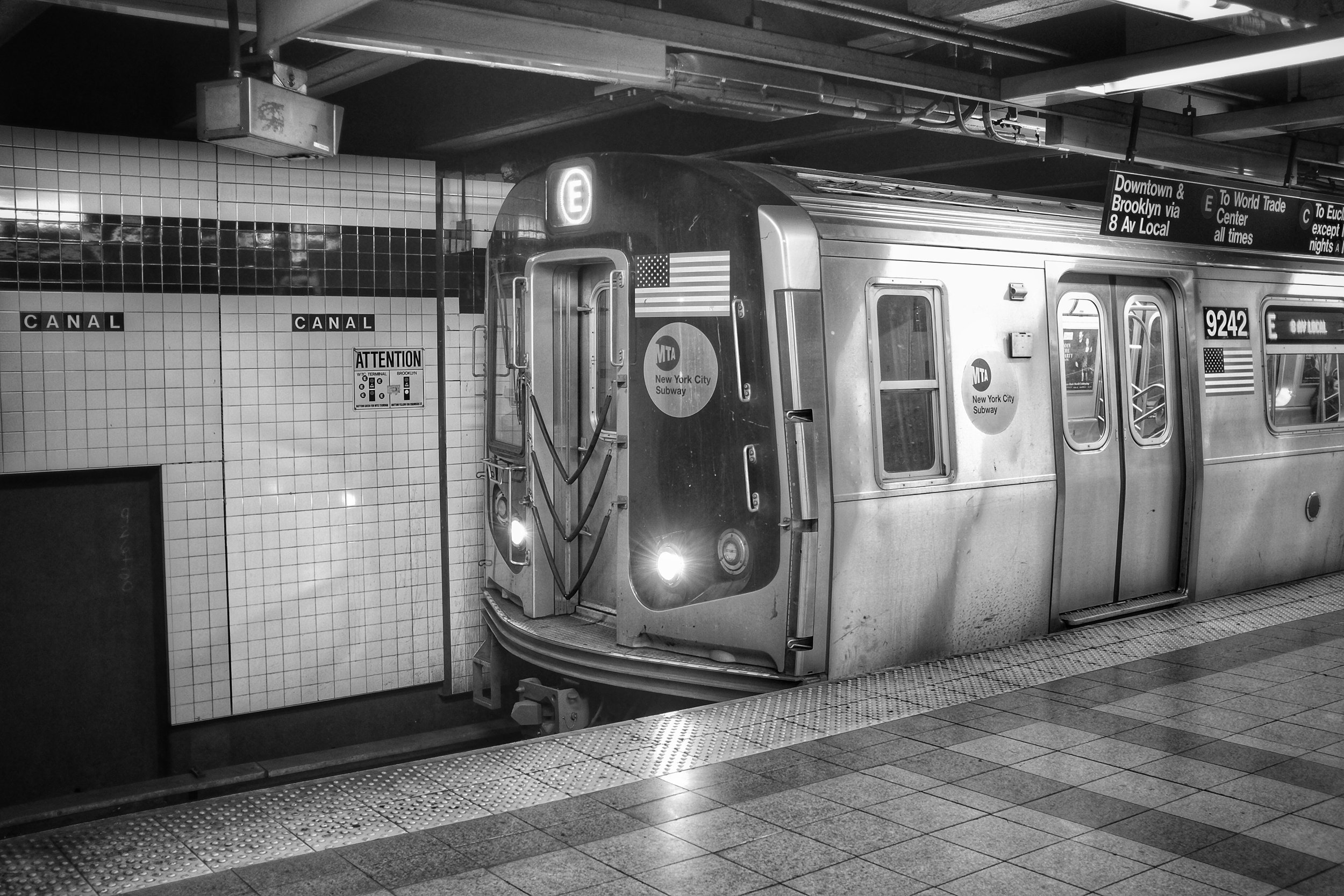 E Train. Canal Street Station. TriBeCa. New York City. 2016.