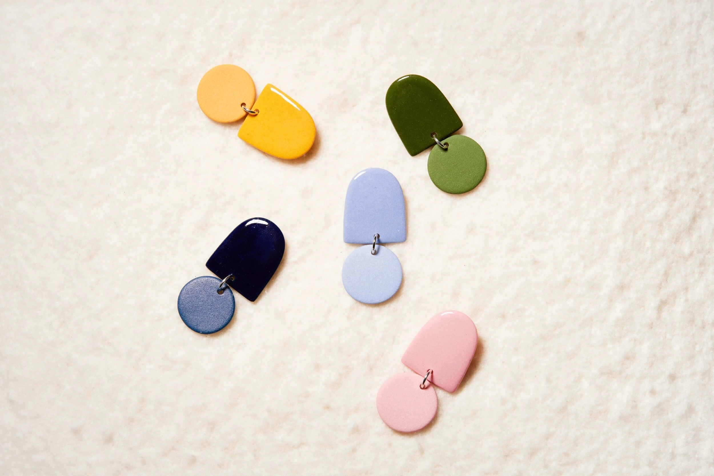 529D92C3-EE4B-4B0E-A90D-E246733D9E64