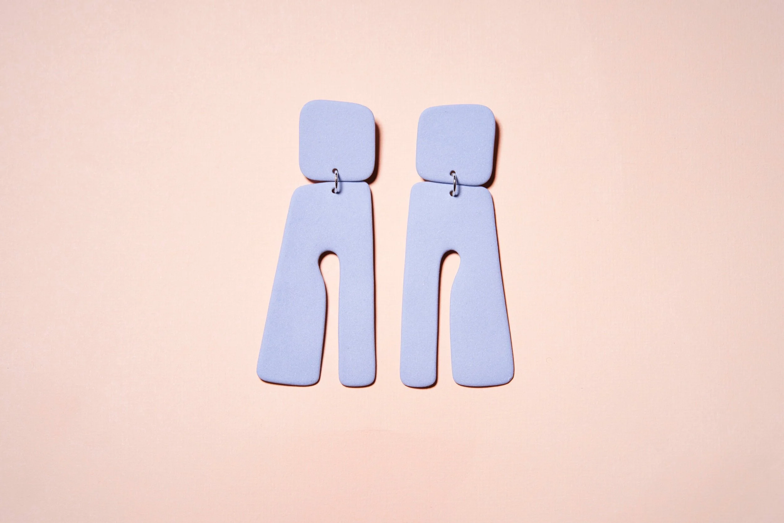 8EB1B9A1-318B-47E0-9FE6-83E4B9774B15