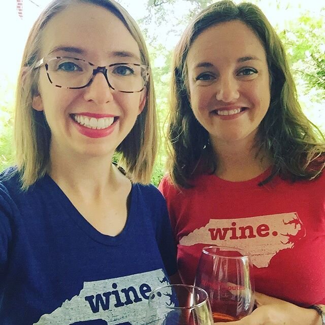 Time to meet the Wine Mouths as a collective unit! 
1. We are both named Jessica, along with everyone else born in the late 80s 🤣
2. We both went to Wake Forest!
3. We love yearly camping trips that always involve a winery. ⛺️
4. Together we are hug