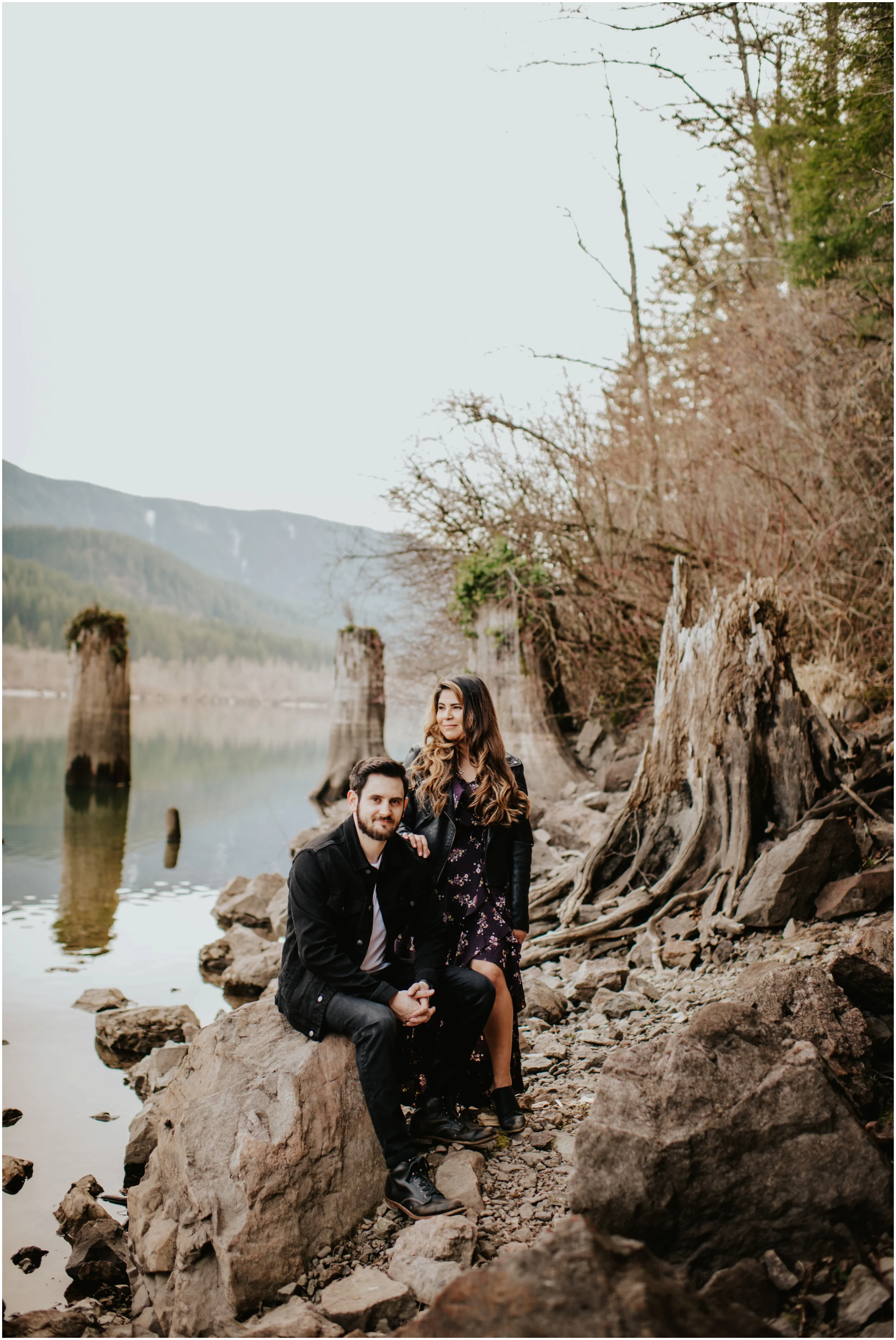 Modern couples photography Rattlesnake Lake, WA | Seattle Wedding Photographer www.riversandroadsphotography.com