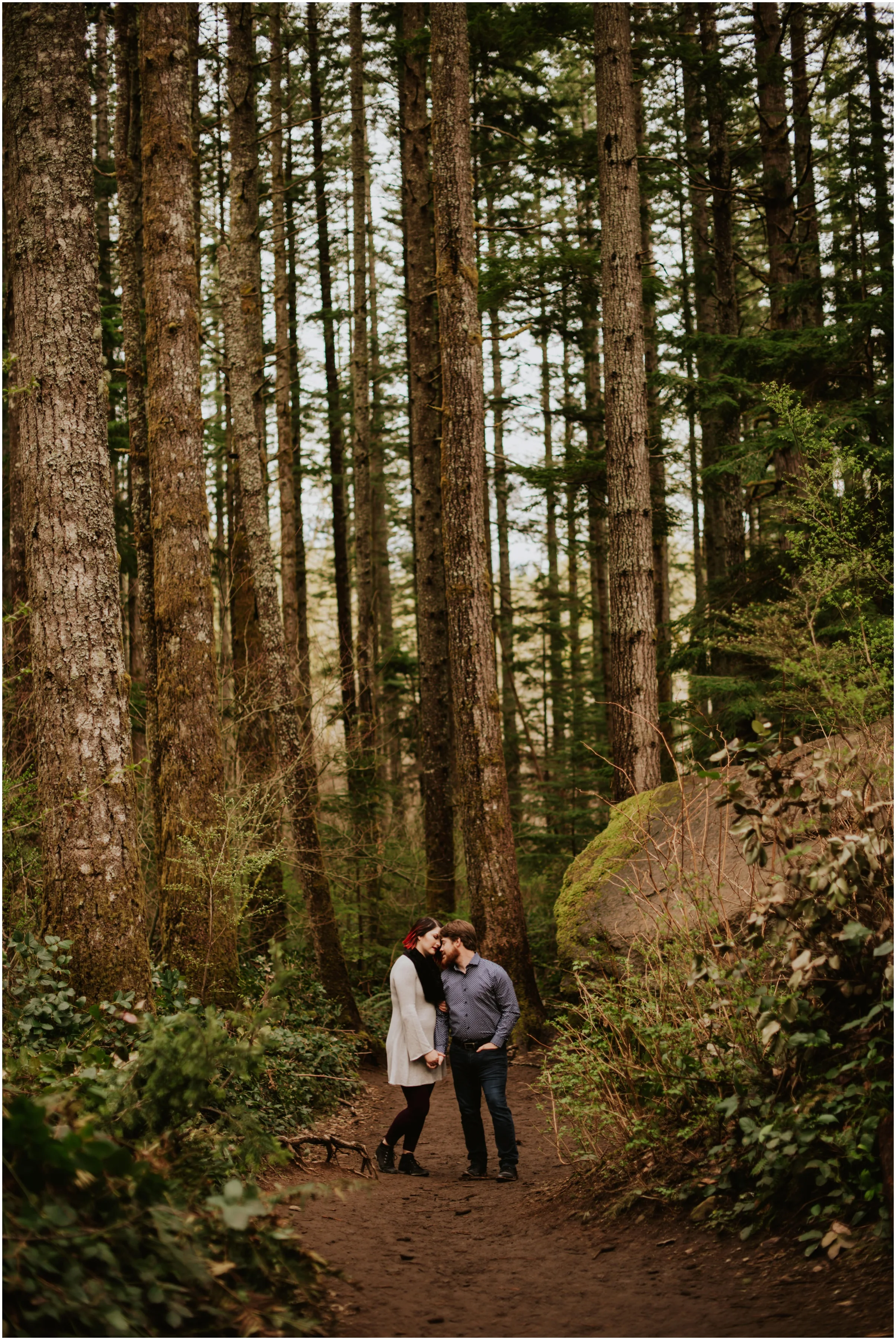 candid portraits Rattlesnake Lake, WA | Seattle Wedding Photographer www.riversandroadsphotography.com