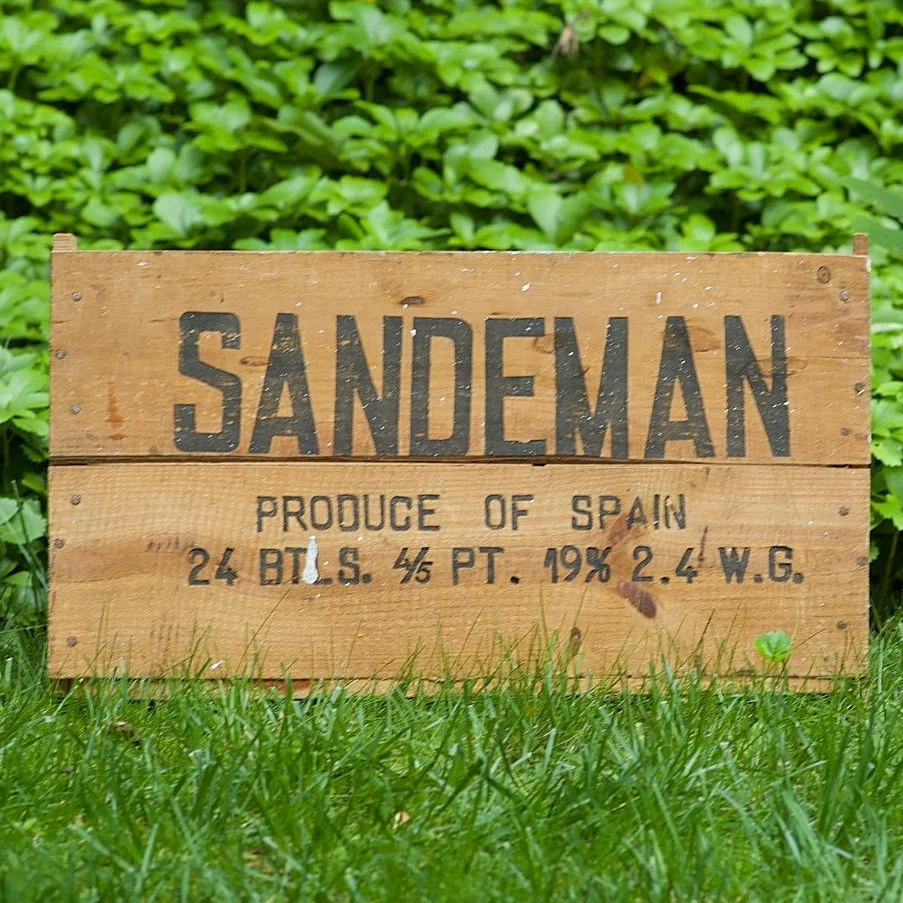 Wooden Sandeman crate