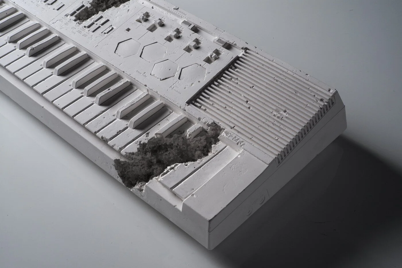 Daniel Arsham: FUTURE RELIC 09 — Louis Buhl Gallery / Detroit, MI
