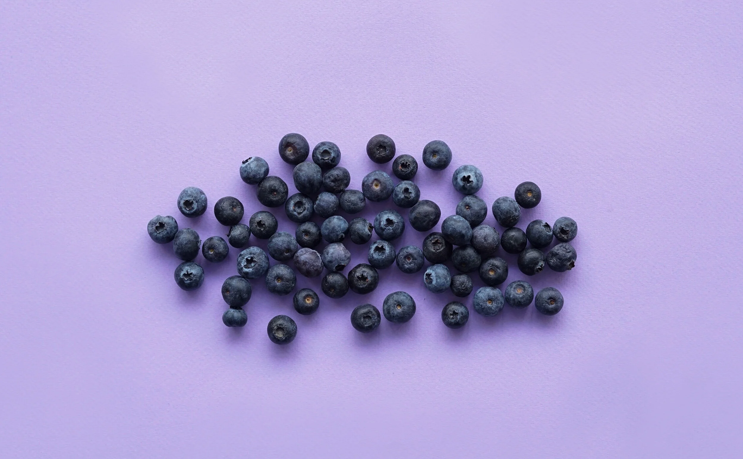 innocent fruit_0002_aliona-gumeniuk-Y9WTwredge0-unsplash copy.jpg