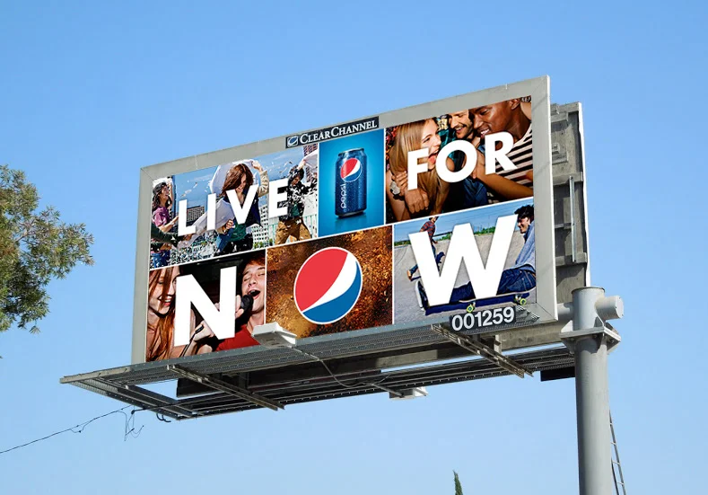LIVEFORNOW_OOH_insitu2_3_o_o.jpeg