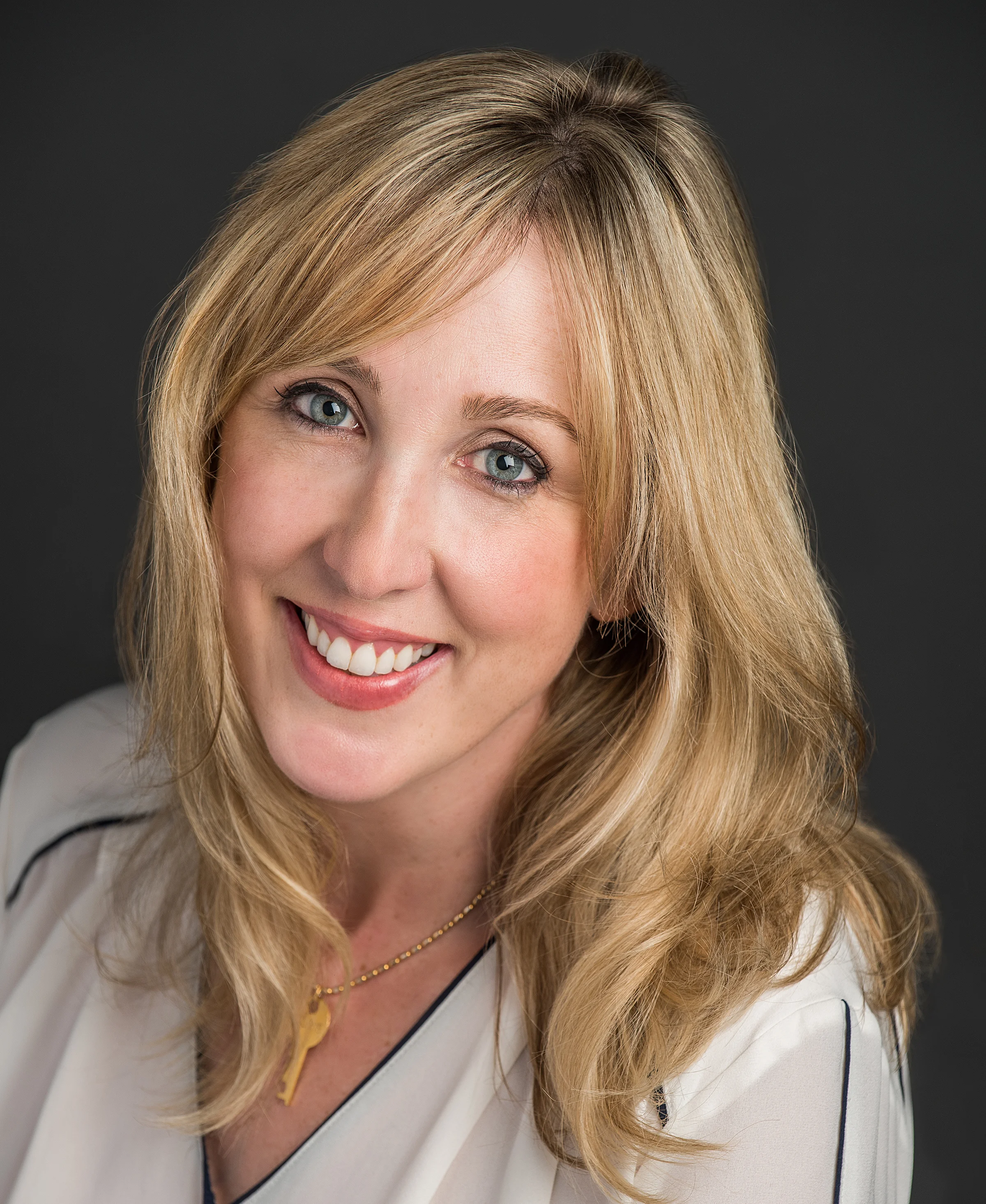 XantheWells_3744_Cropped.jpg