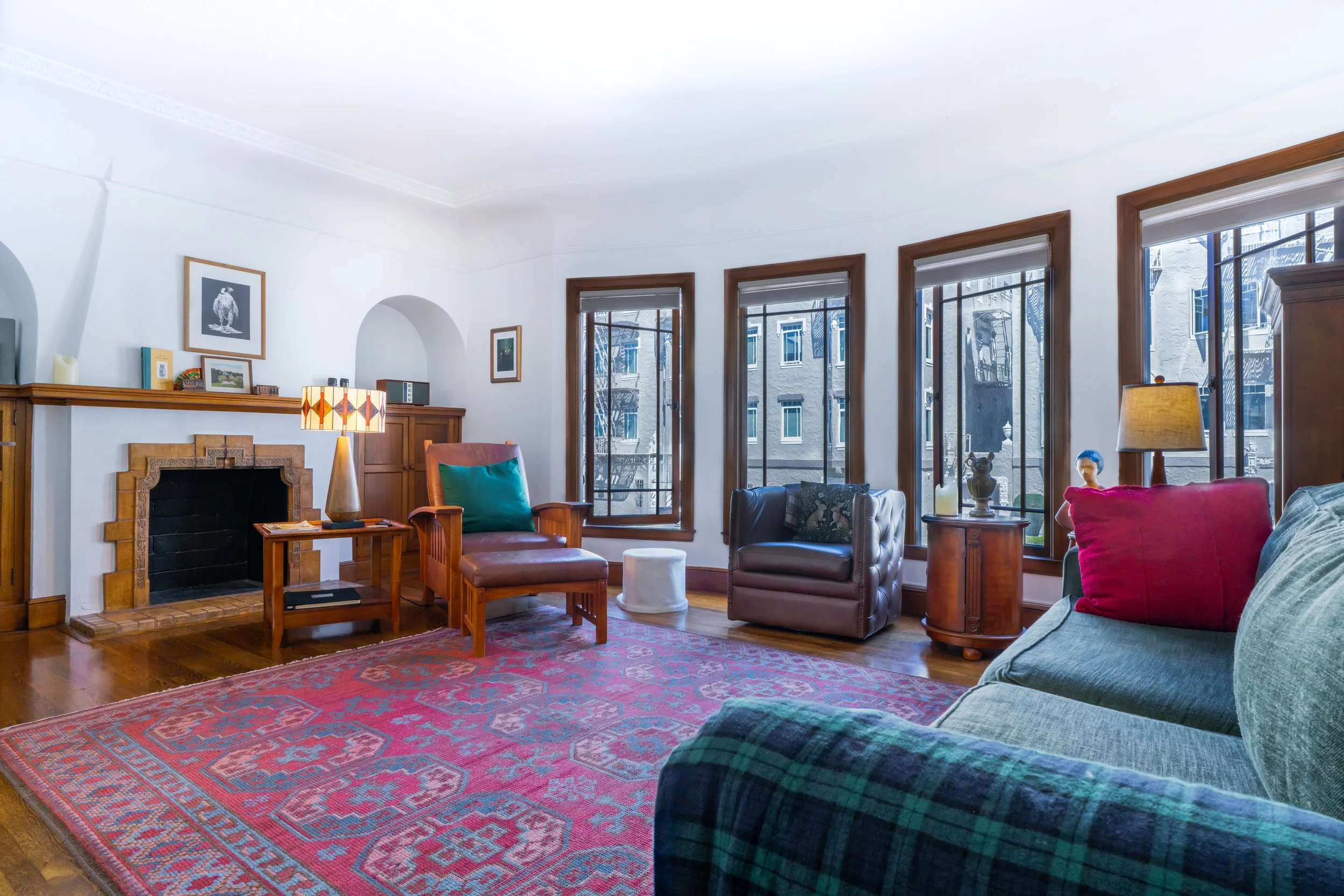 2298 North Point Apt.jpg