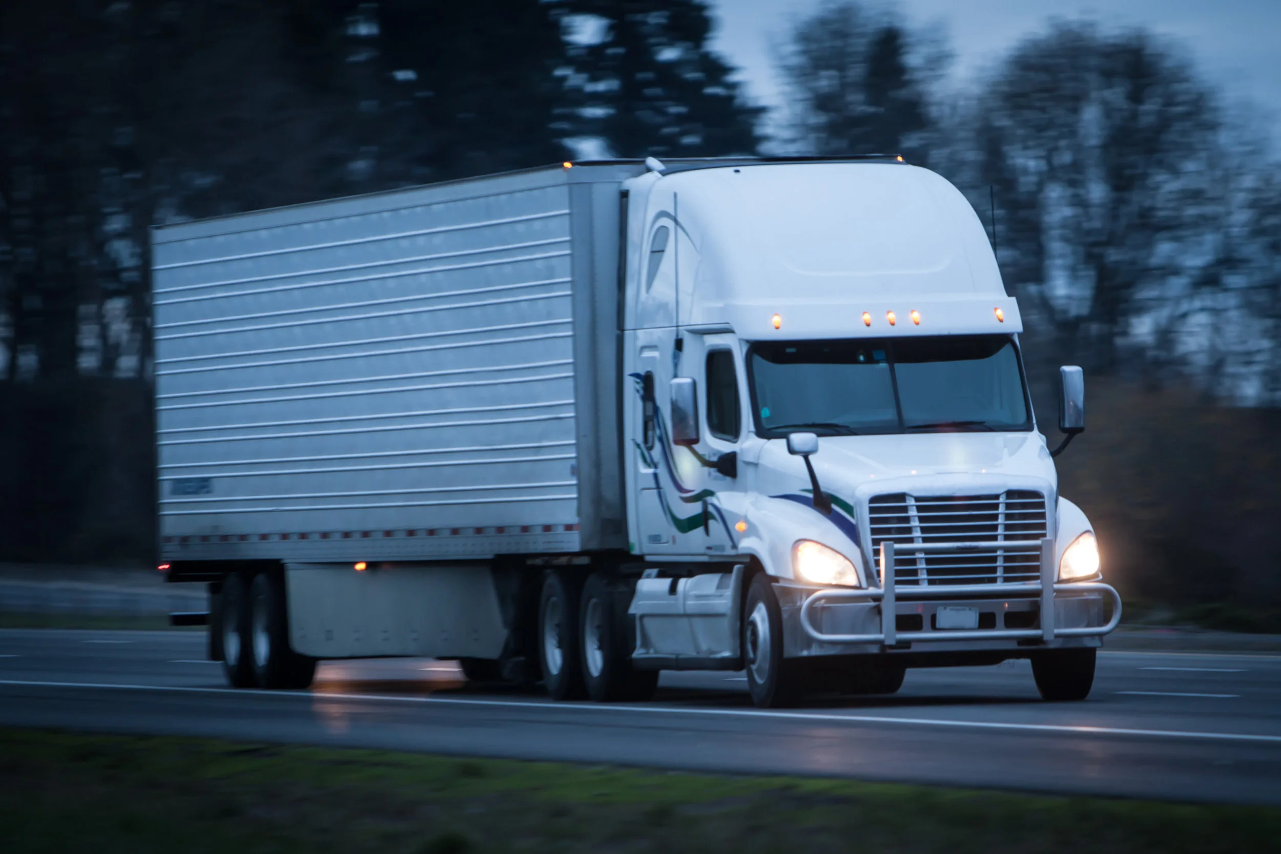 Multiple company drivers testified during the trial that the employer required them to drive in excess of HOS regulations and instructed them to falsify log books to cover up those violations.