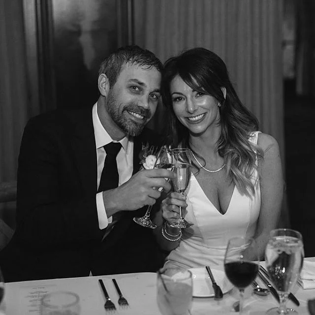 Over the weekend this gorgeous couple celebrated their one year wedding anniversary. We loved being a part of this beautiful couples special day.
Happy Anniversary! @haylobeau @trenbarger
Photo @jacquelynnphoto
HMU @simplymindyk
Floral @urbanchateaufloral