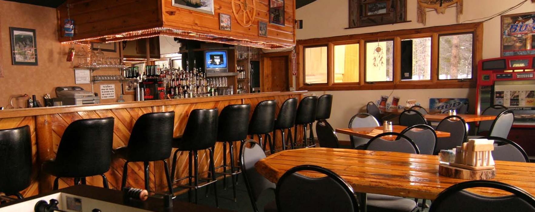 Arrow-Head-Lodge-1764x700.jpg