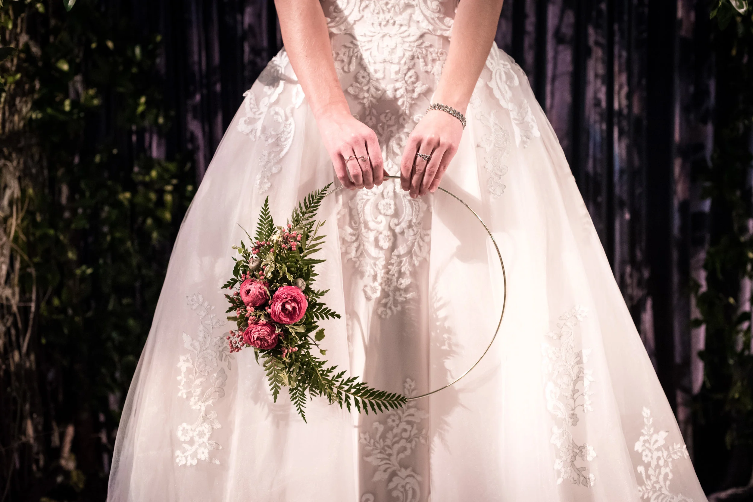 Unique bouquets and floral arrangements created on site by the most desired floral designers. 