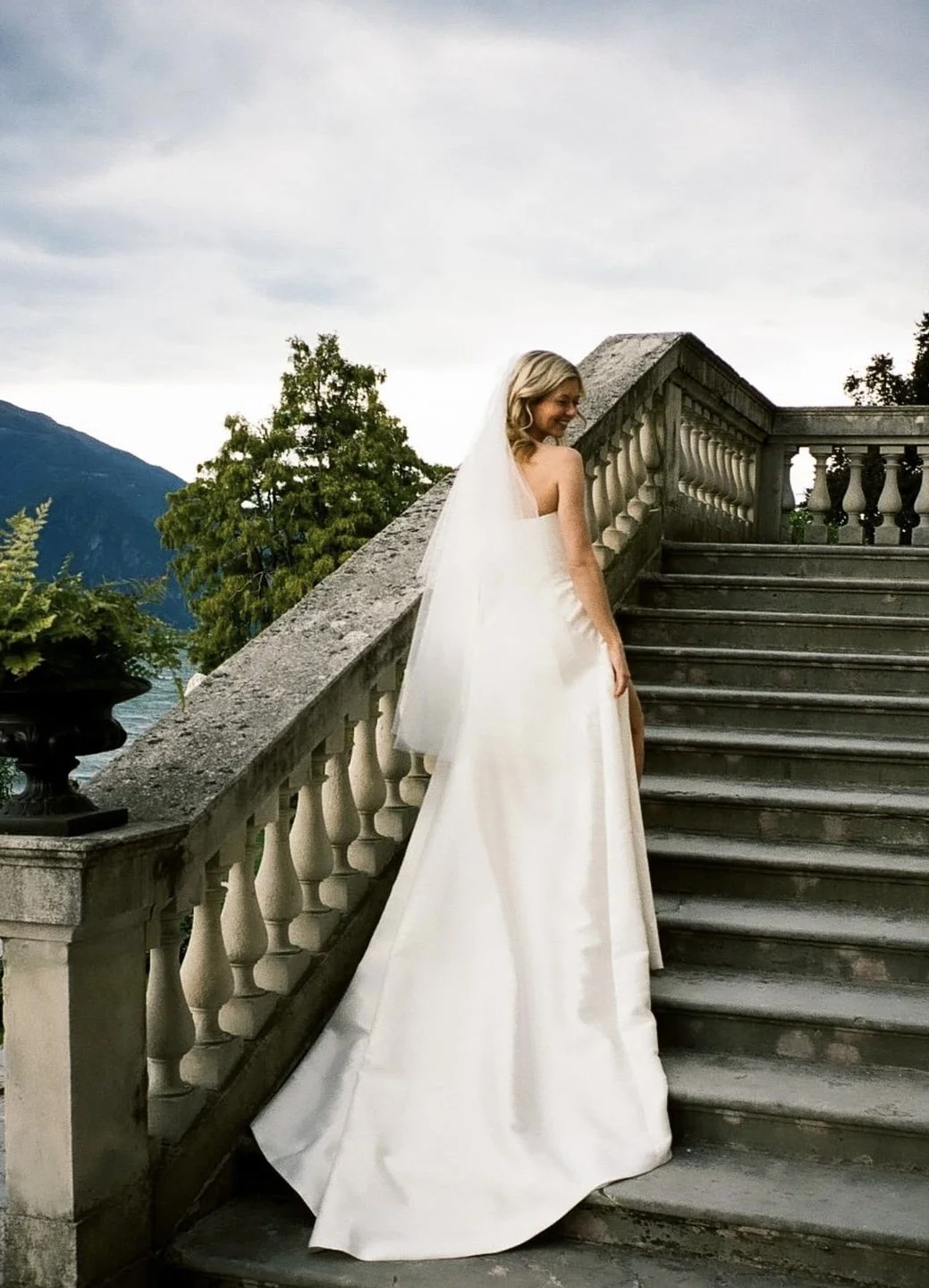  Lake Como Italy bridal makeup 
