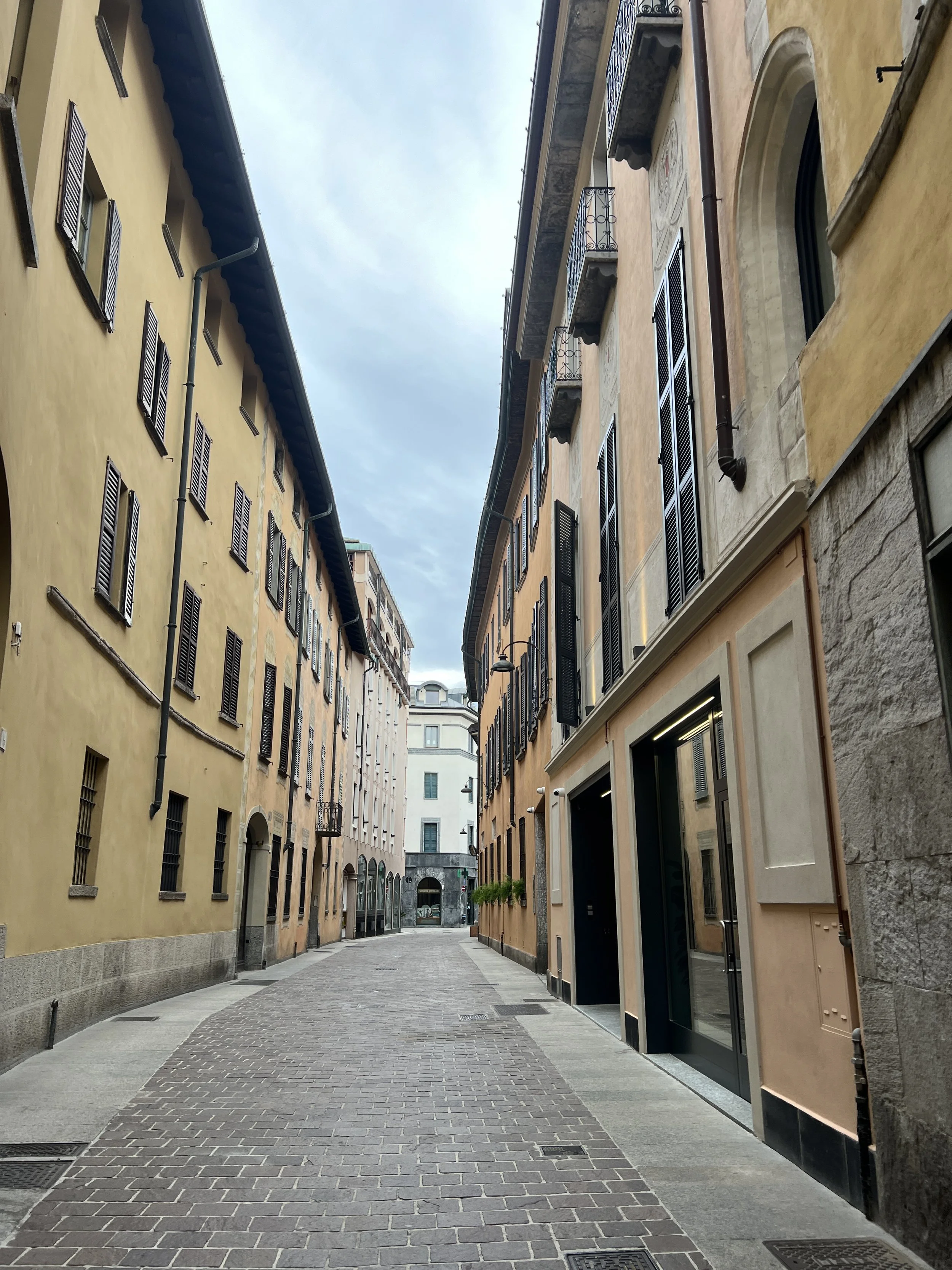 lakecomo-destination-wedding-makeup.jpeg