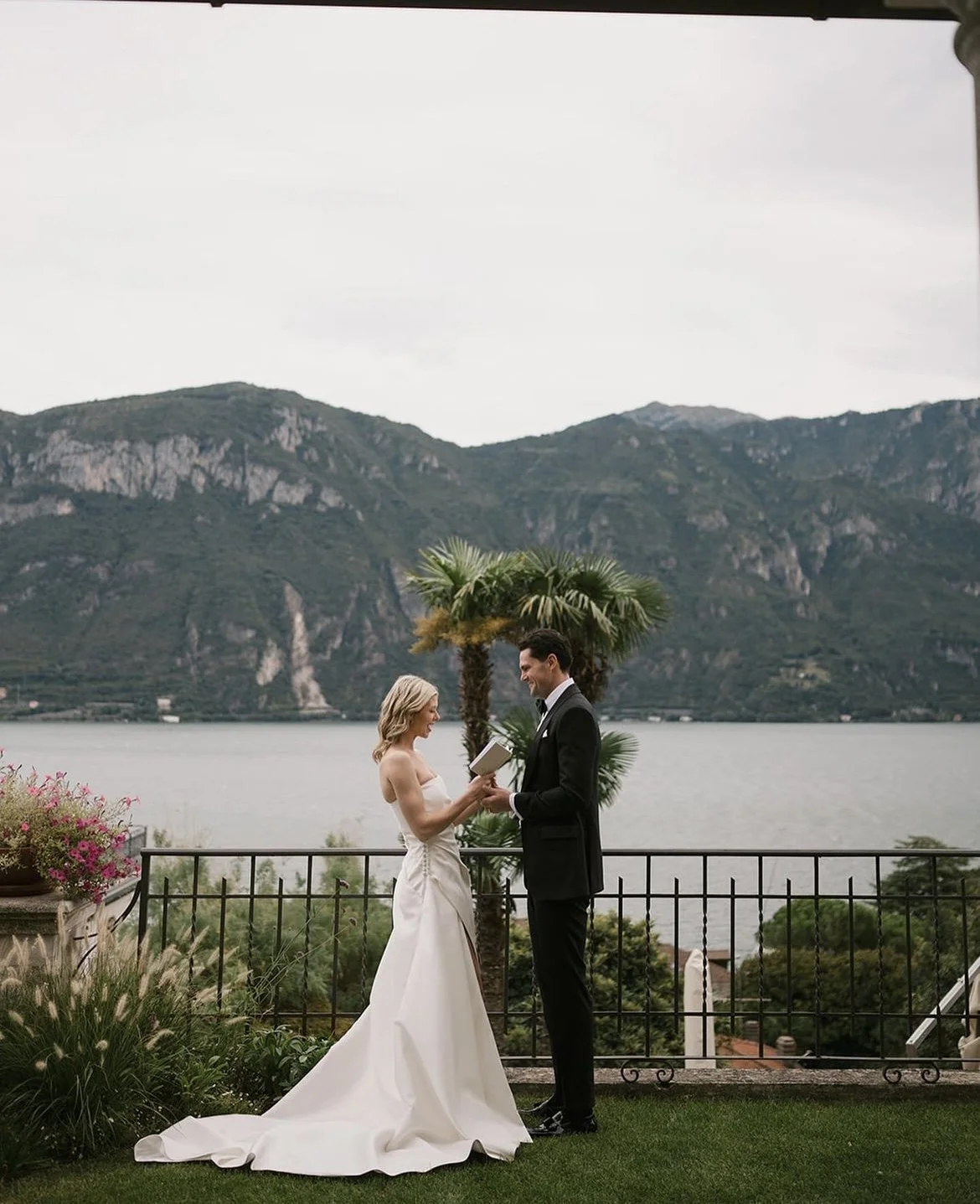 lakecomo-italy-destination-elopement-bridal-makeup.jpeg