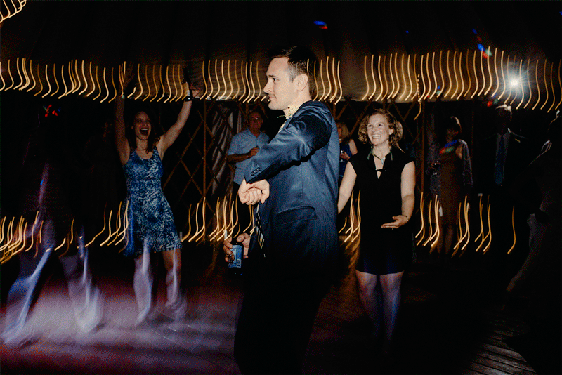 dancing.gif
