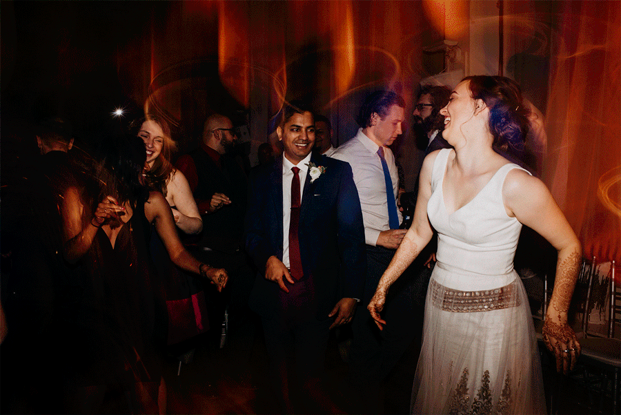 dancing.gif