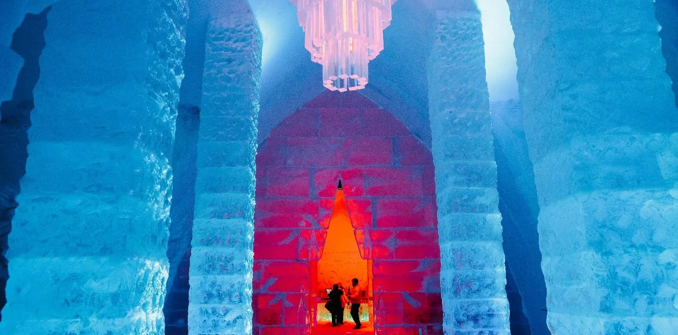 Image; Hotel De Glace