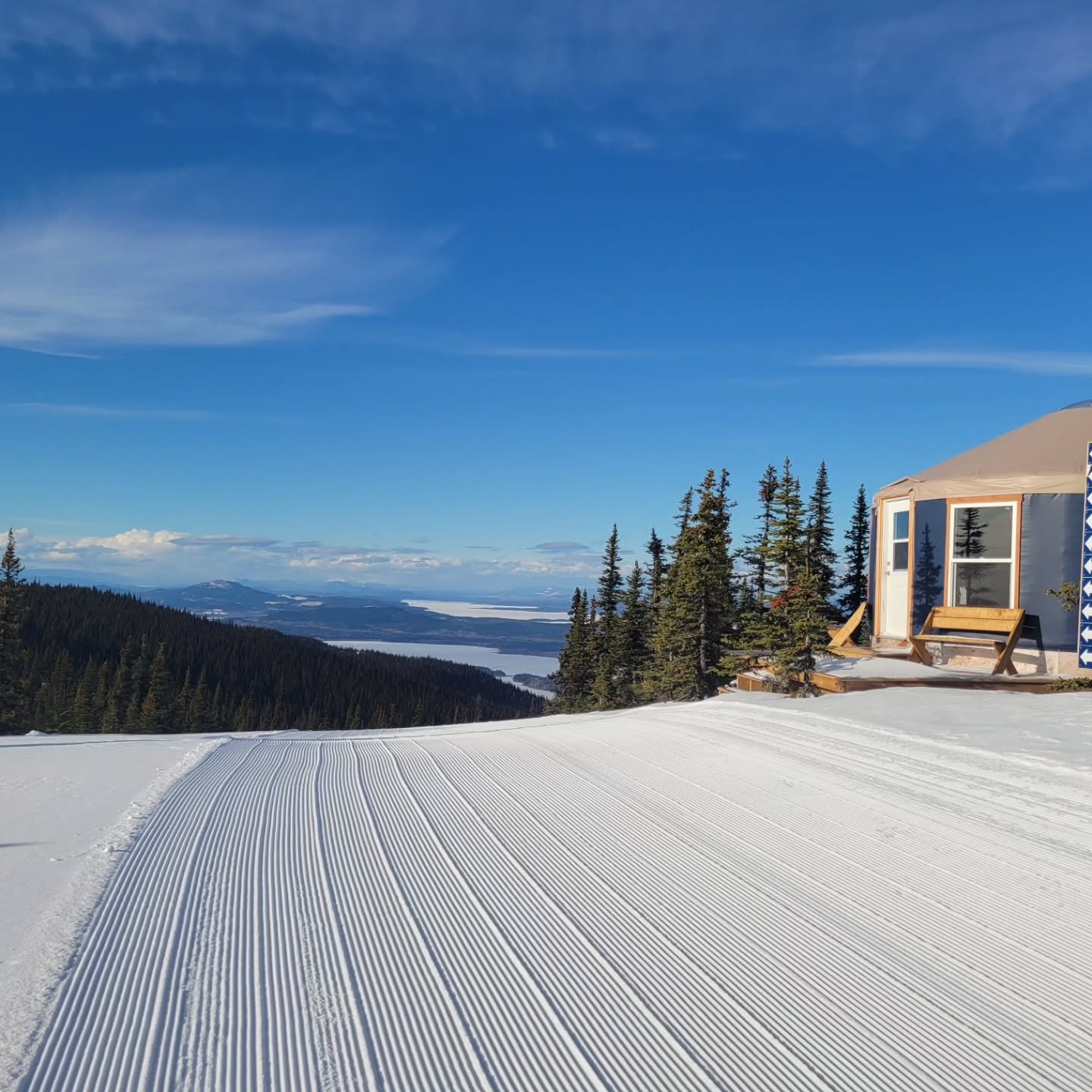 Happy Friday! After some awful weather and an unfair hiatus we are open February 14th! The cooler weather had allowed us to move some snow and fix some trouble spots. Grab your sweetheart and give them the best valentine's gift ever, a ski date at Mu