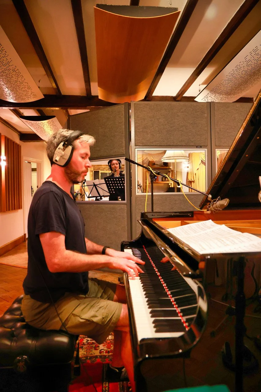 Gwilym Simcock at the piano