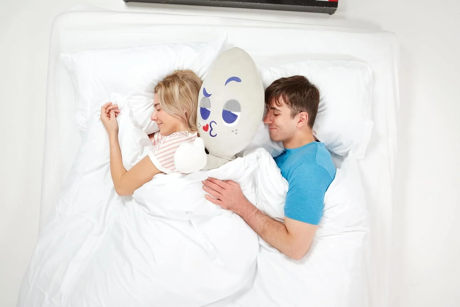 SpoonMeez_giant_plushSpoon_2.jpg
