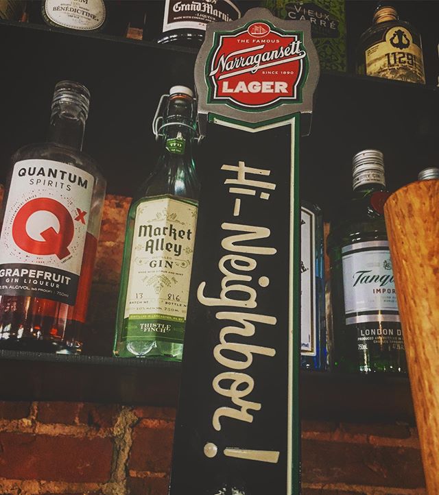 Happy National Good Neighbor Day!  Buy your neighbor a @gansettbeer #nationalgoodneighborday #hineighbor