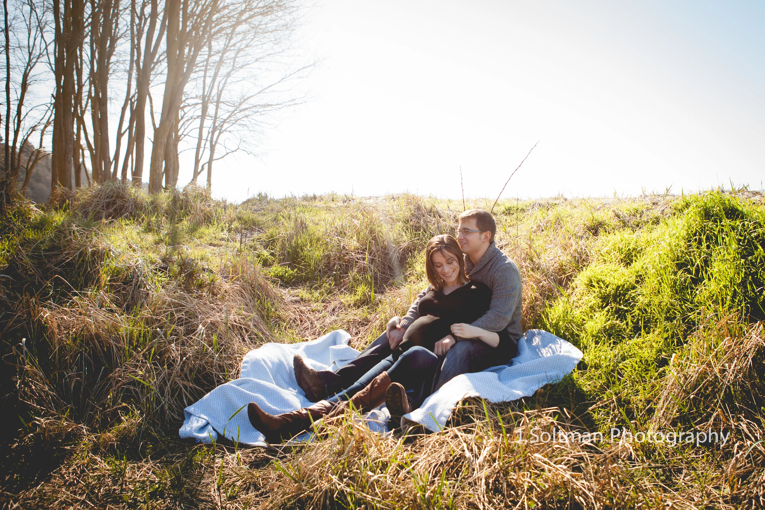 Seattle Maternity Photographer | Golden Gardens | Darcy + Ian