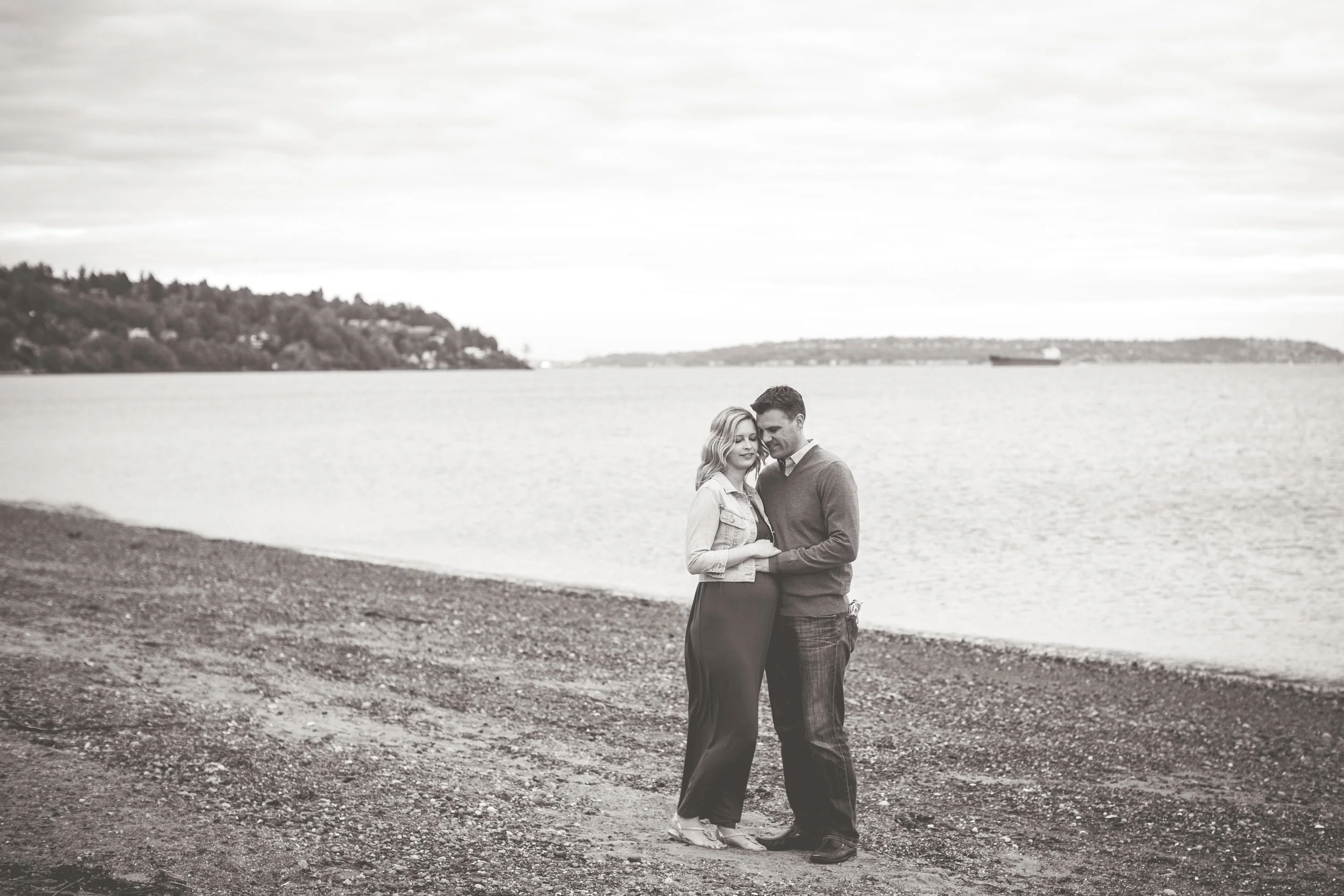 Seattle Maternity Photographer | Jackie + Jeremy