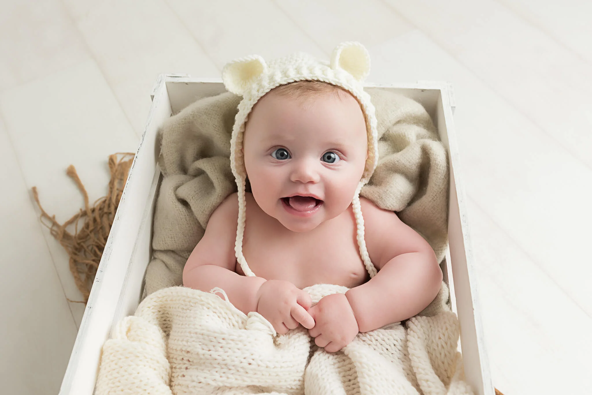 Older Newborn Baby Photoshoot Newborn Photographer Melbourne Diamonds In The Sky Photography