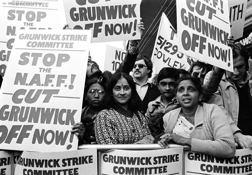 Grunwick strikers in 1977 © TUC Library Collections, part of Special Collections at London Metropolitan University