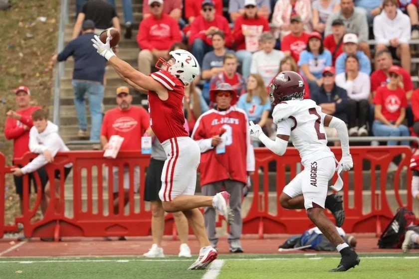  Things are lookin' good for SJU... UUN #6-24