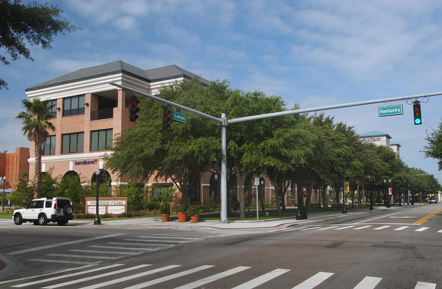 heritage plaza3.jpg
