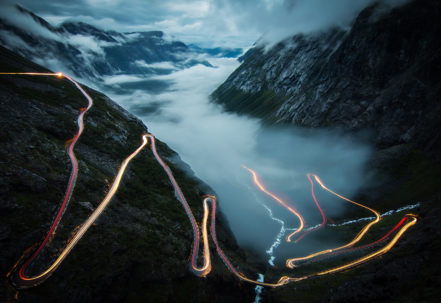 Trollstigen-3.51.47.jpg
