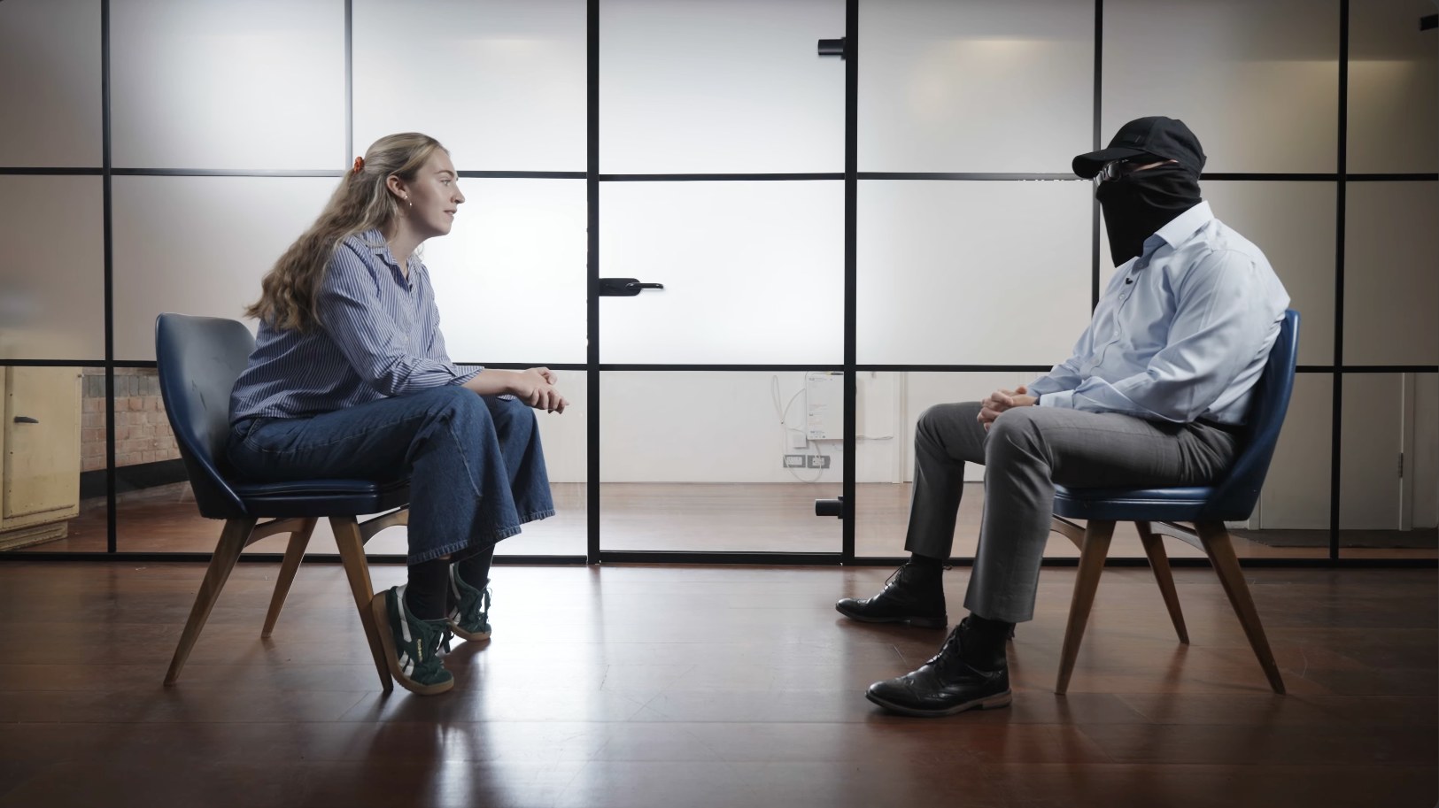 Britain's Press: Power Without Responsibility? (FULL DOCUMENTARY)