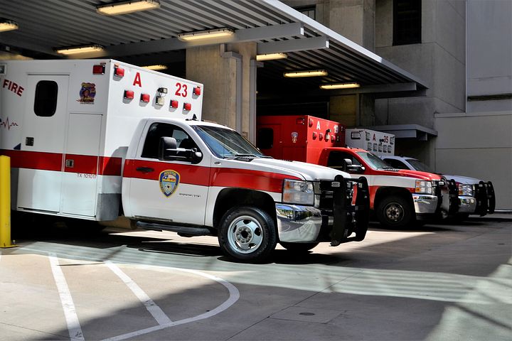 emergency-room-3323451__480.jpg