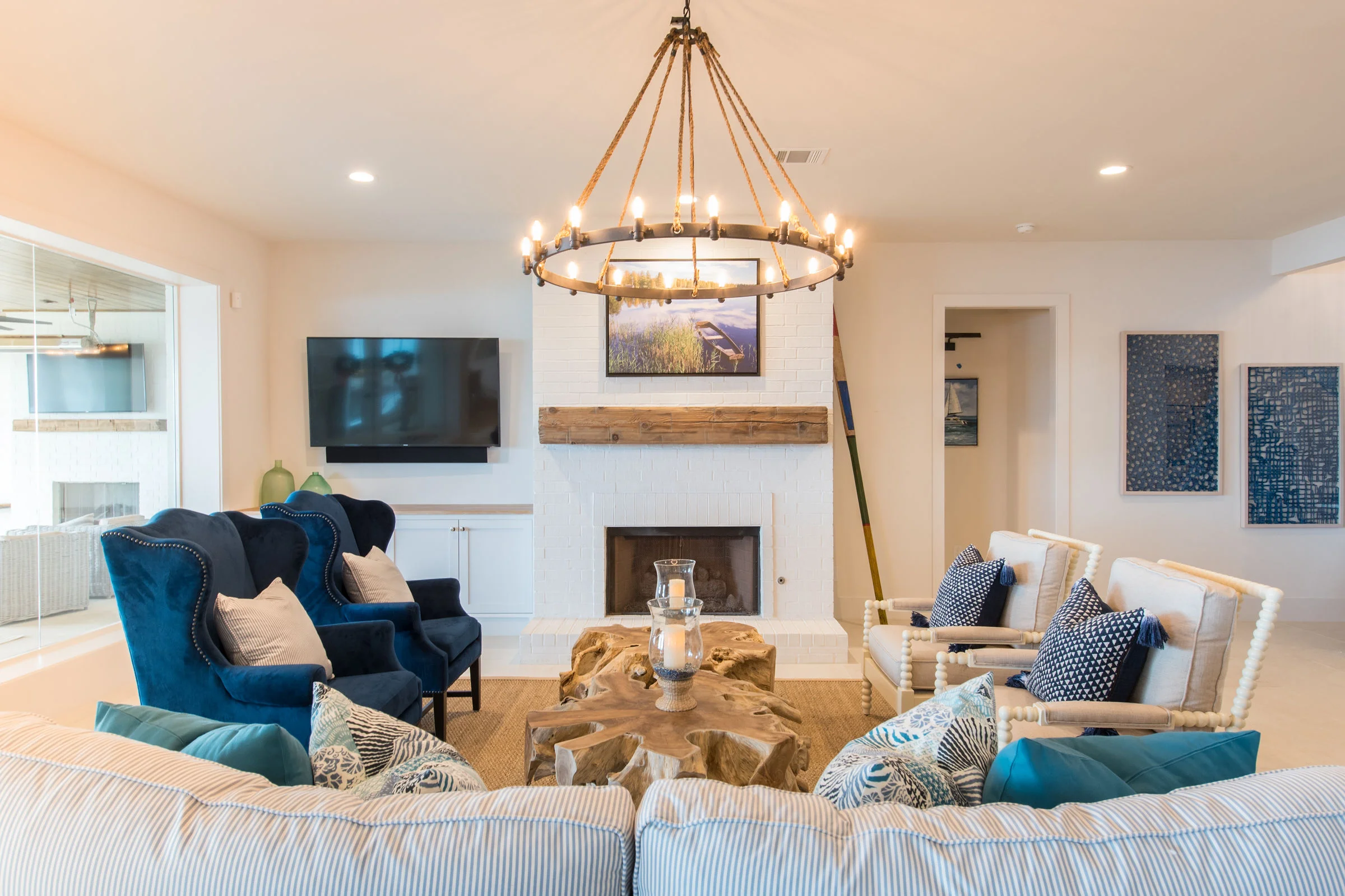 Family Room: After