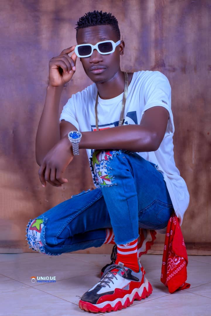 Interview: "I`m Inspired By GNL Zamba &amp; Feffe Bussi" - Friction Vanlee