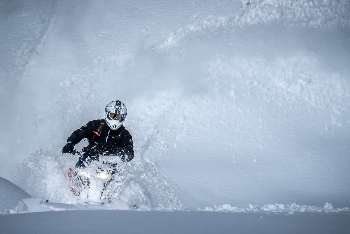 DSC_2938-Snowmobile action.jpg