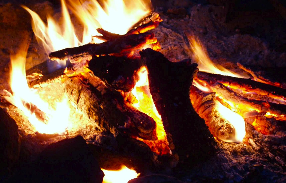 campfire2.jpg