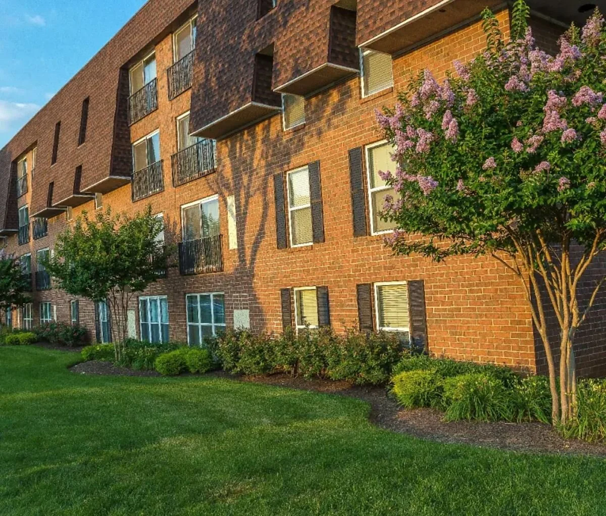 7400 Roosevelt Apts  $17,085,100223(a)(7) | Green Philadelphia, PA 196 units January 2021