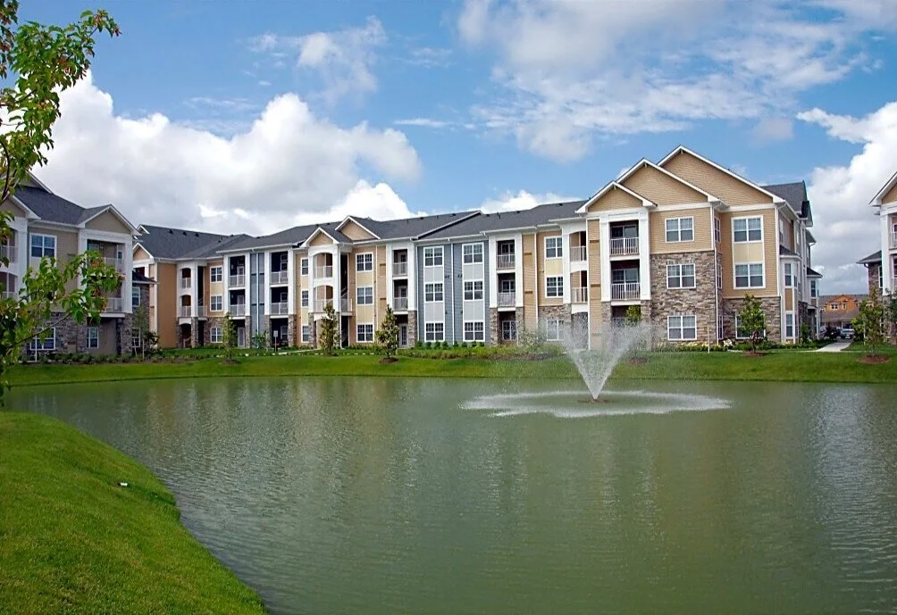 The Cascades Apartments $40,240,000223(f) | Green Virginia Beach, VA 226 units January 2021