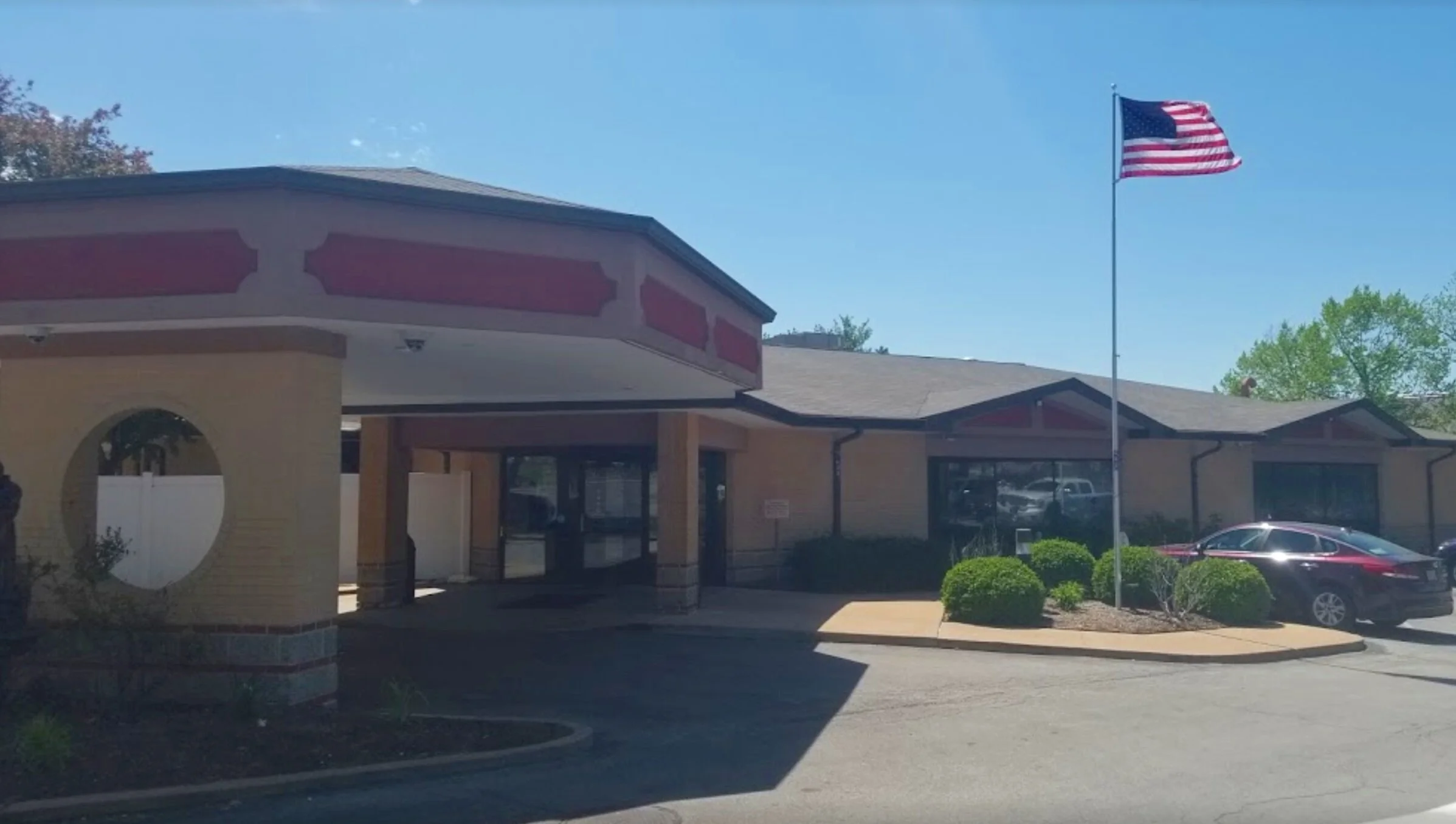 Lansdowne Village $7,525,000Bridge Loan St. Louis, MO 145 units March 2021