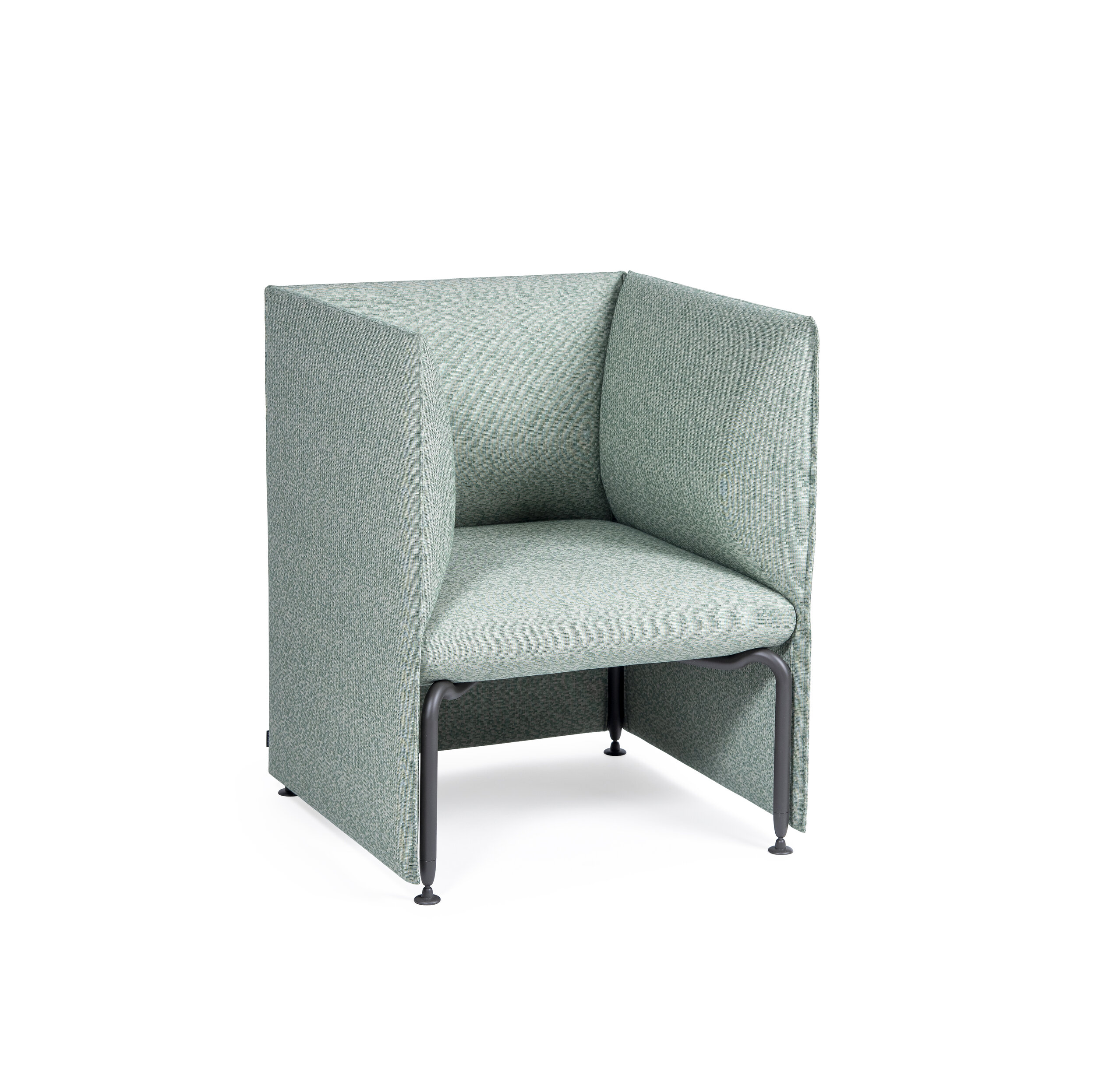 MATERIA Alto easy chair, side.jpg