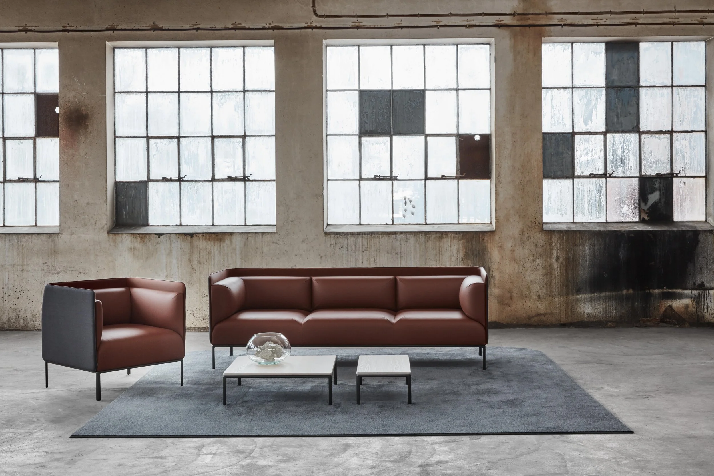 Crest_Seating_SofaModular_ScandinavianSpaces_EnvironmentImage_1.jpeg