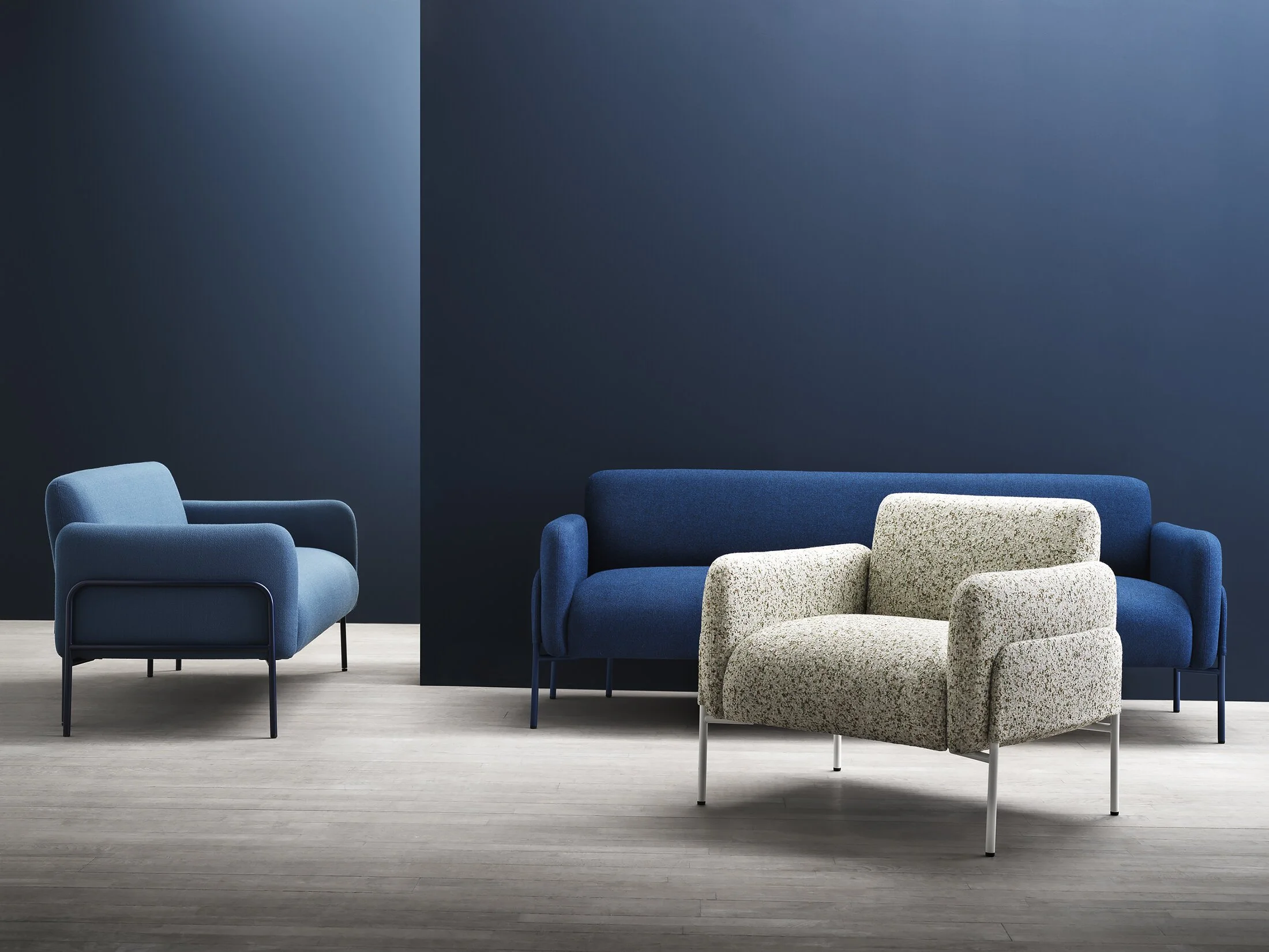 Bolero_Seating_LoungeChairSofa_ScandinavianSpaces_EnvironmentImage_6.jpeg
