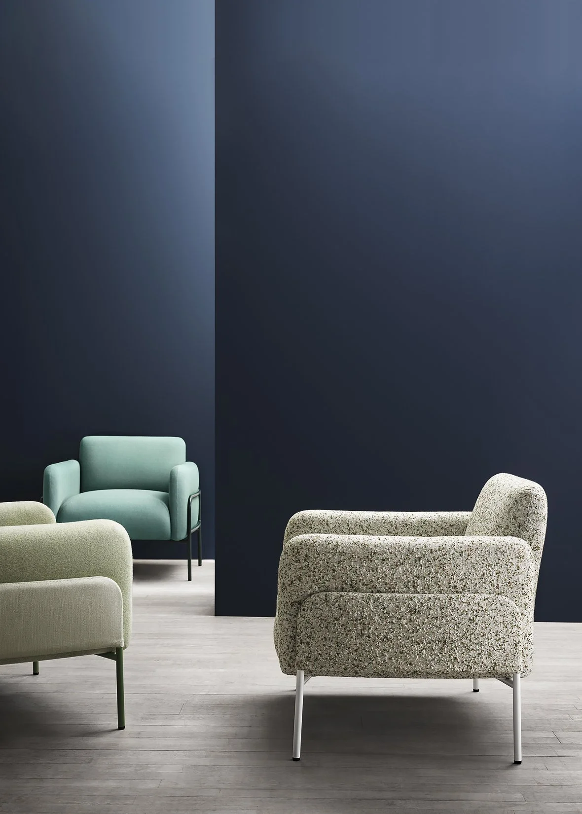 Bolero_Seating_LoungeChairSofa_ScandinavianSpaces_EnvironmentImage_7.jpeg