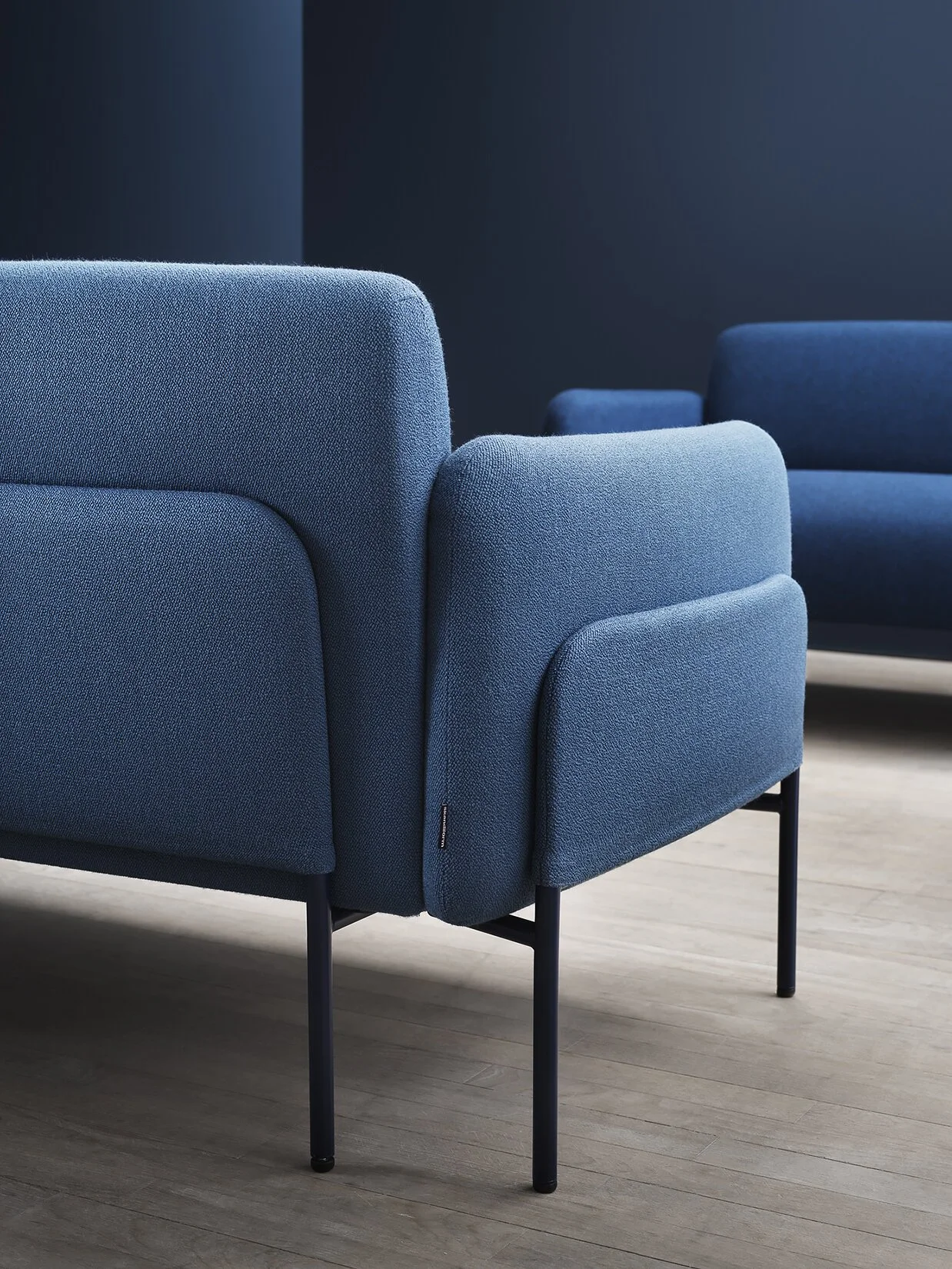 Bolero_Seating_LoungeChairSofa_ScandinavianSpaces_EnvironmentImage_8.jpeg