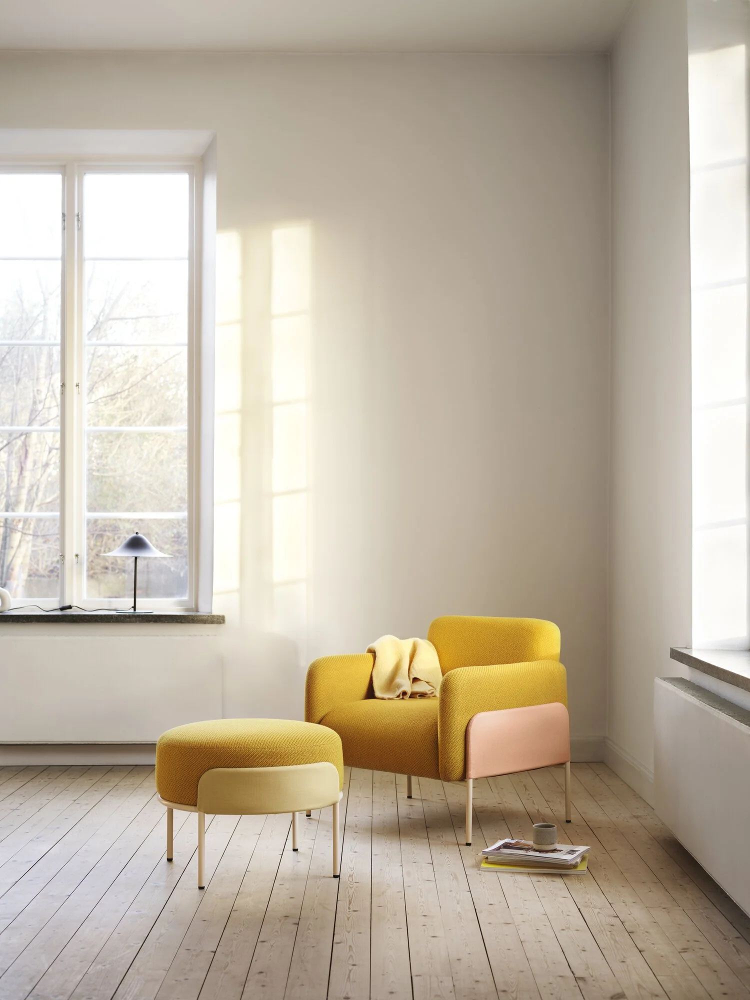 Bolero_Seating_LoungeChairSofa_ScandinavianSpaces_EnvironmentImage_10.jpeg