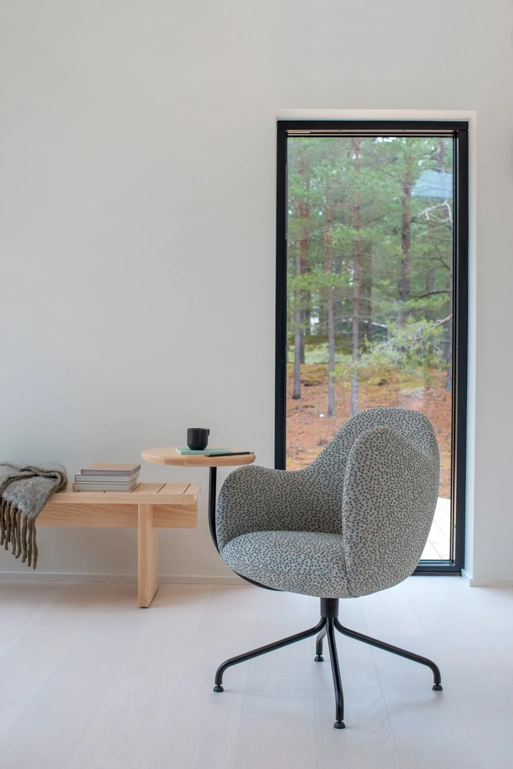 Wilmer_Seating_LoungeChair_ScandinavianSpaces_EnvironmentImage_5.jpeg