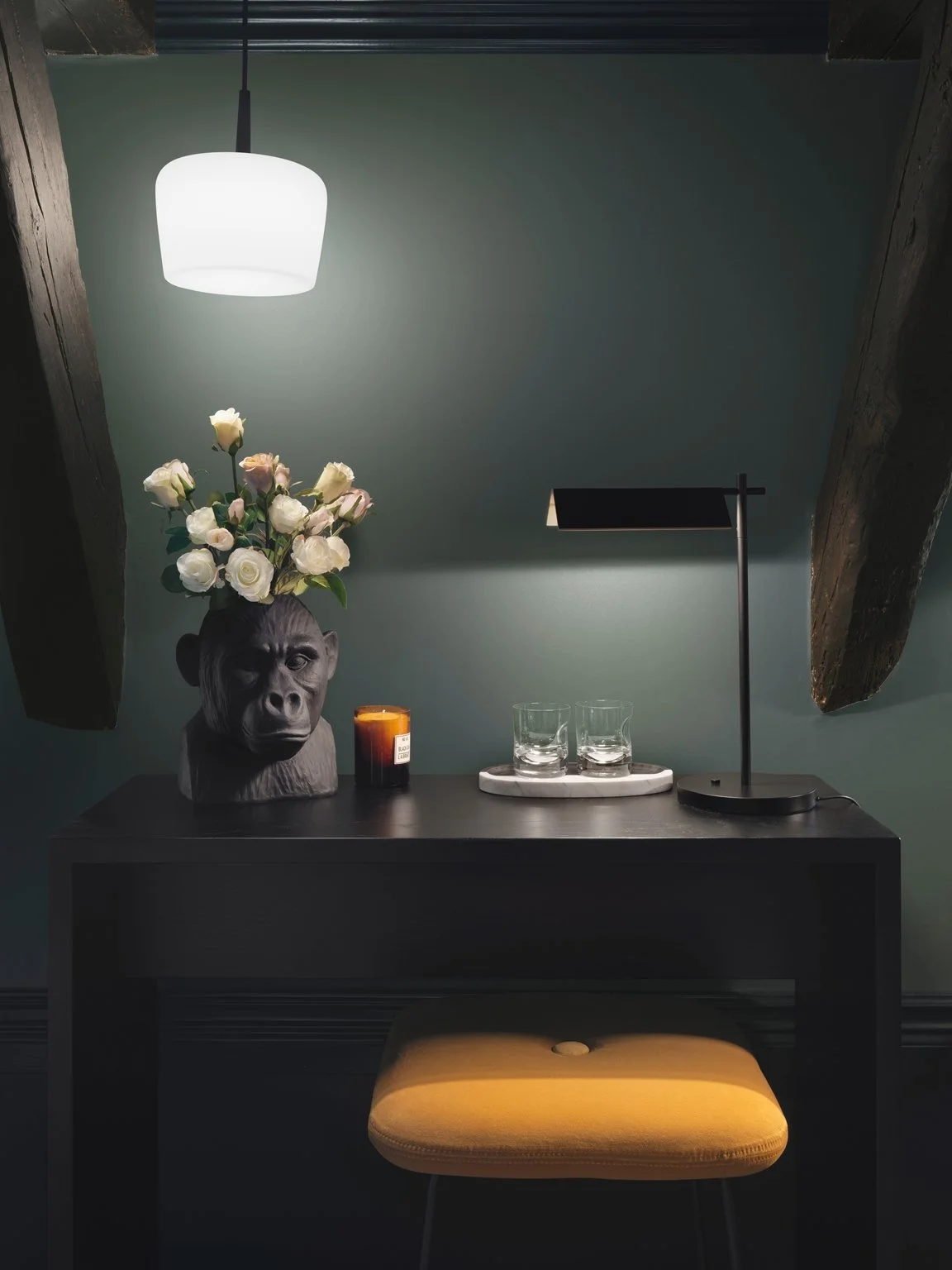 Dundra_Seating_GuestDiningStool_ScandinavianSpaces_EnvironmentImage_8.jpeg